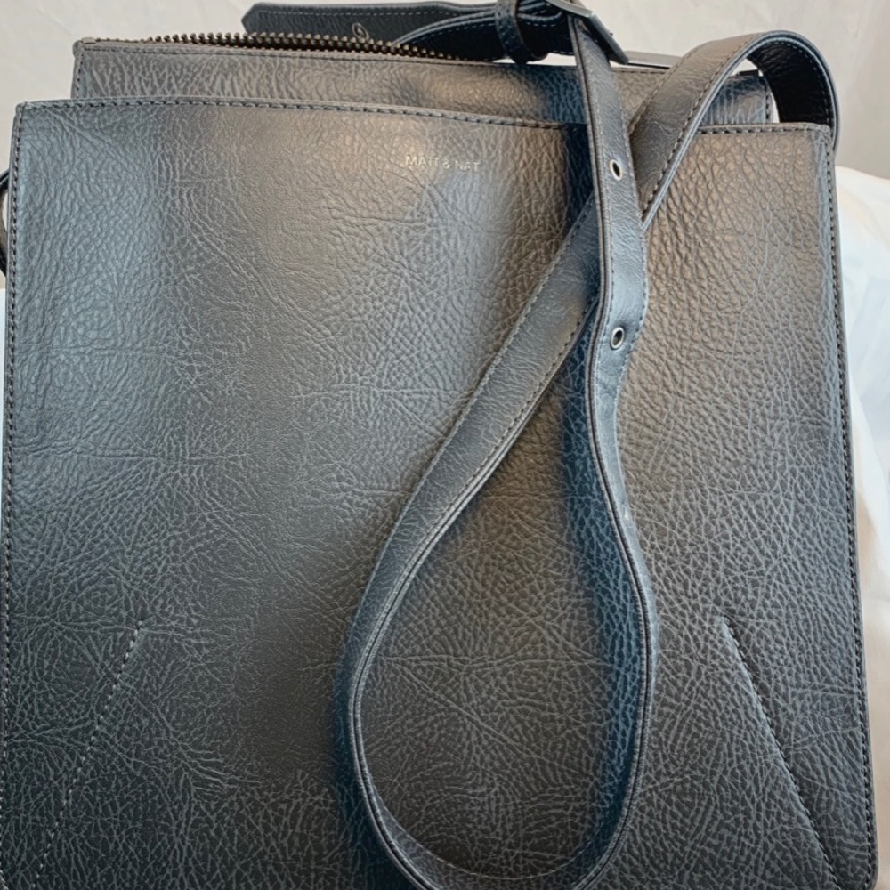 New Mat & Nate  Vegan messenger bag